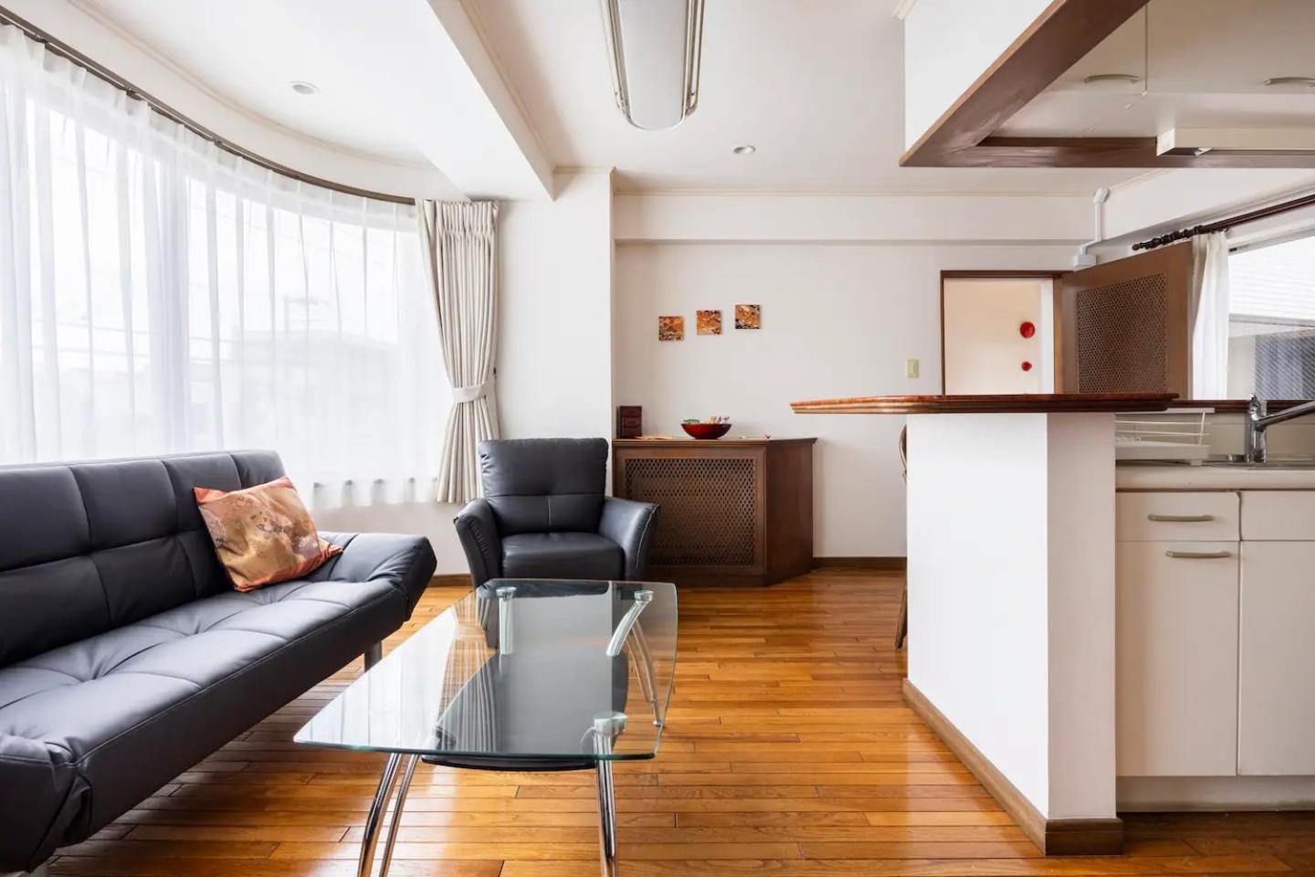 Appartement Private Japanese Garden,130m2, Ikebukuro Shinjuku Shibuya 5-15min , 200 Restaurants Nearby, 7-11 In Front
