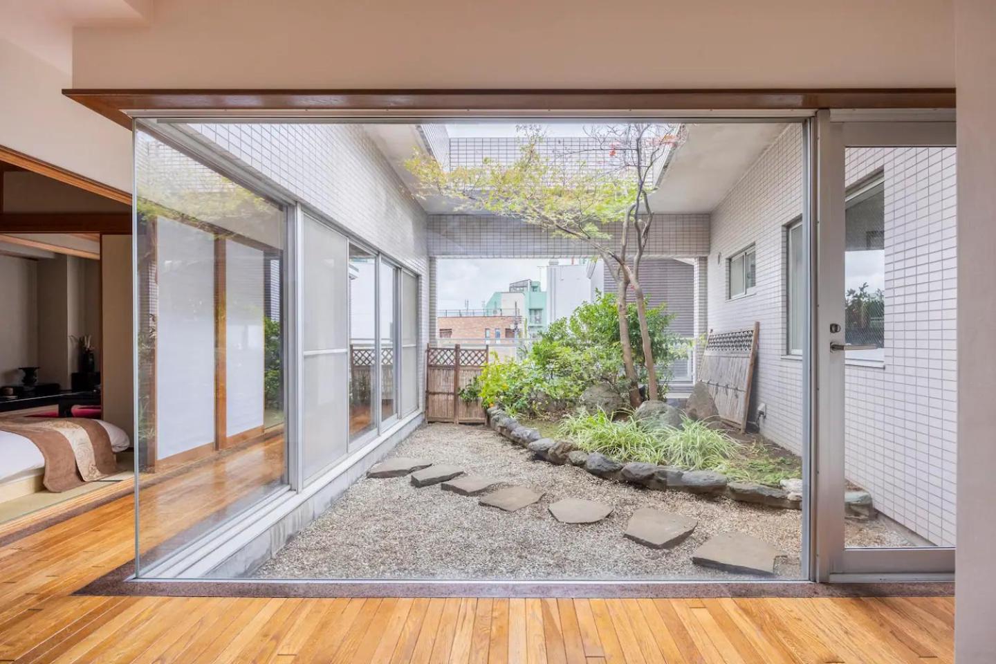 Appartement Private Japanese Garden,130m2, Ikebukuro Shinjuku Shibuya 5-15min , 200 Restaurants Nearby, 7-11 In Front *